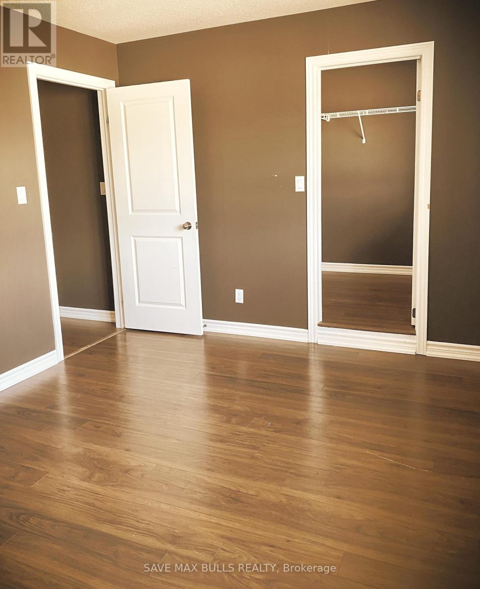 Photo 4 of 58 Wilkes Street, Brantford ON