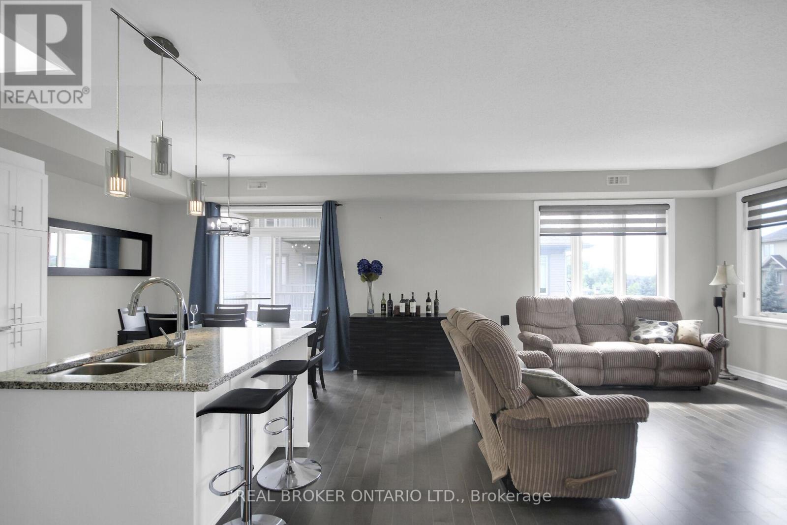 Photo 6 of B 1015 Beryl Private, Ottawa ON