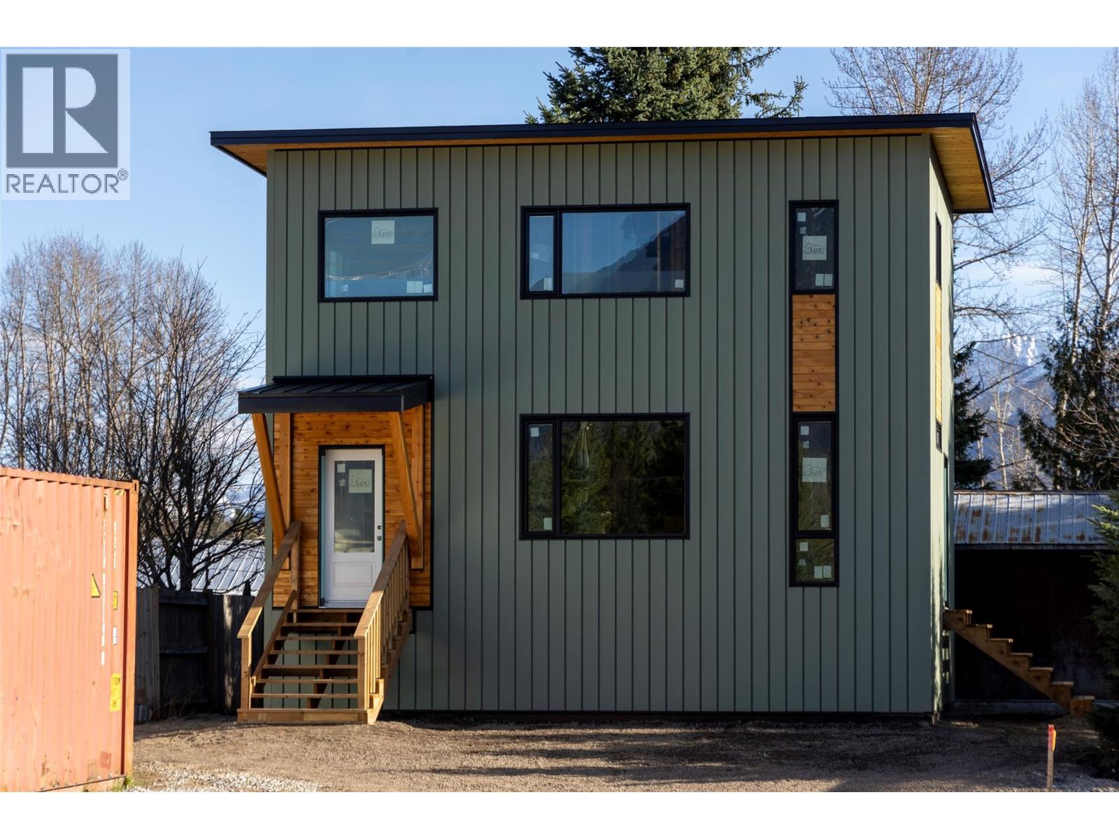 1170 Mcdonald Avenue, Fernie
