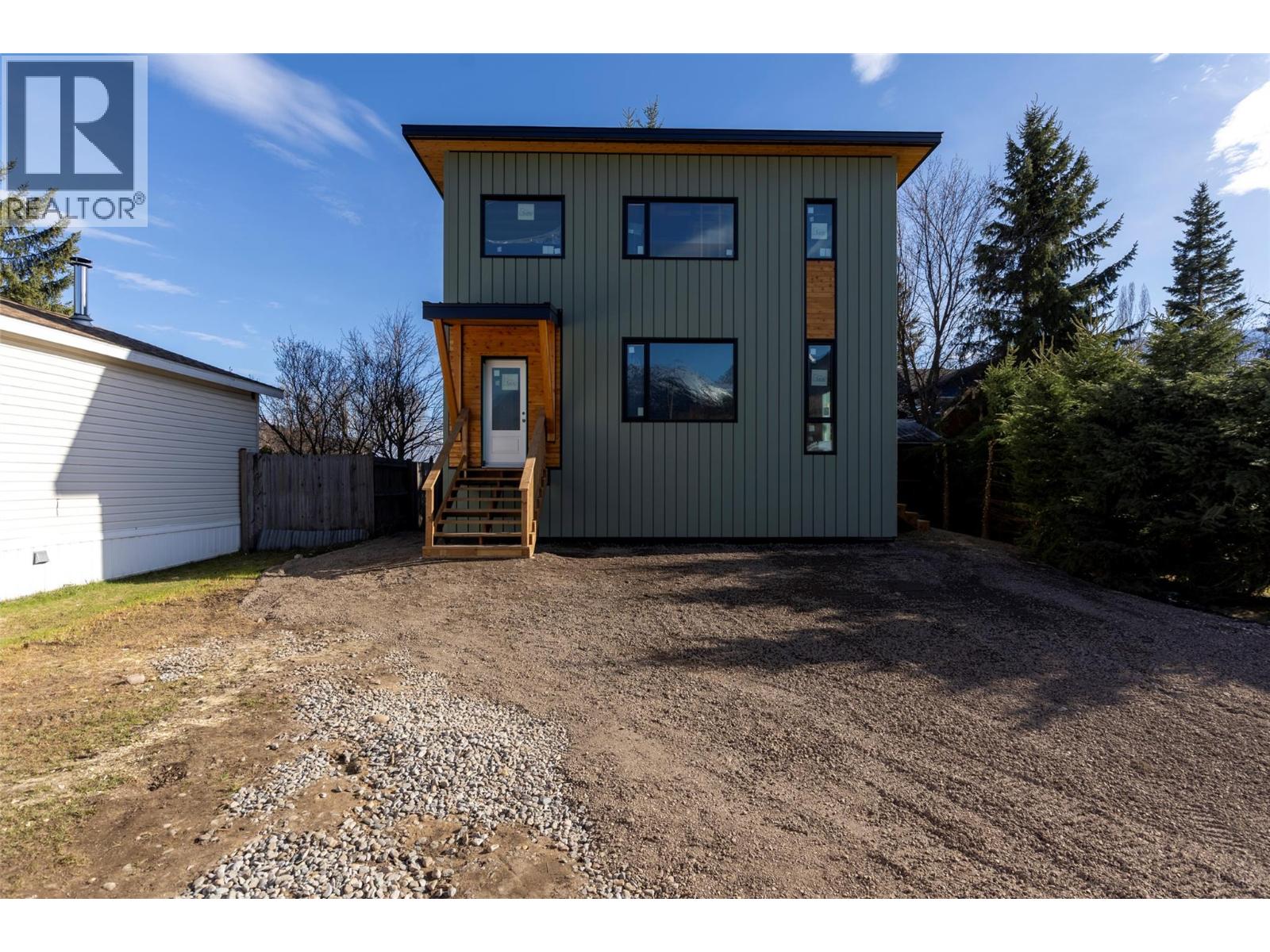 1170 Mcdonald Avenue, Fernie