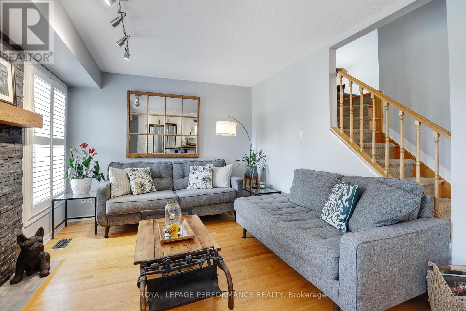 Photo 19 of 824 Covehead Crescent, Ottawa ON
