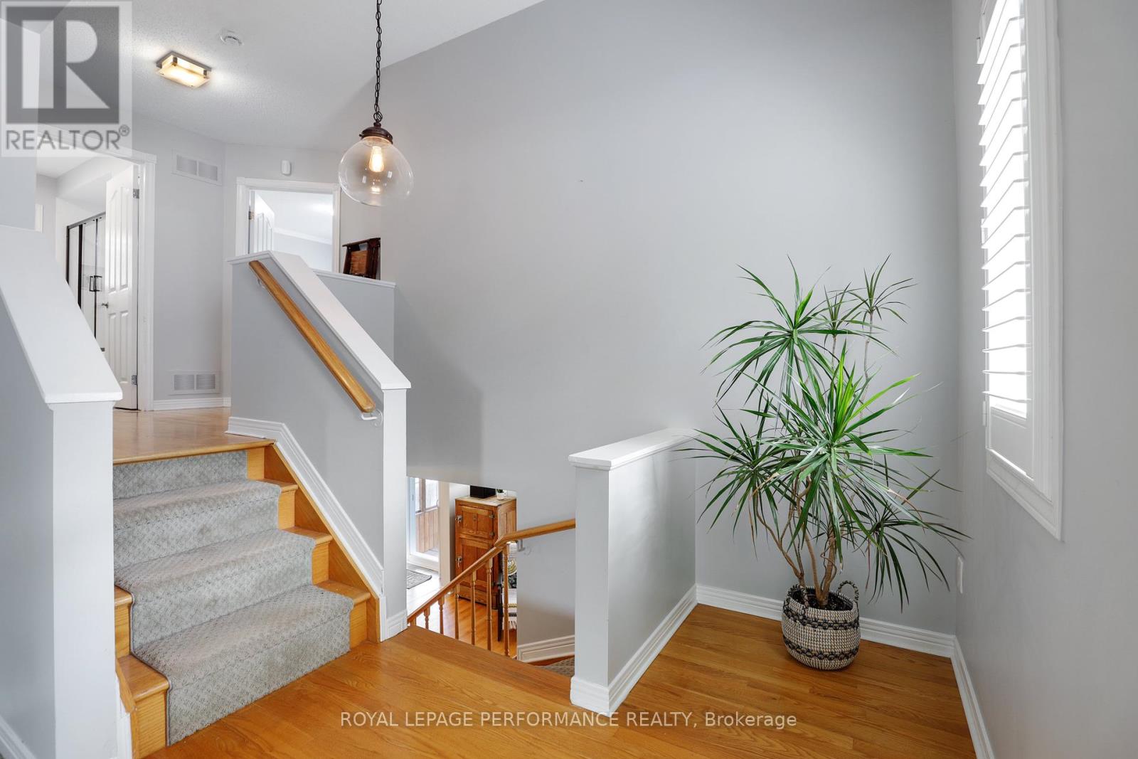 Photo 21 of 824 Covehead Crescent, Ottawa ON