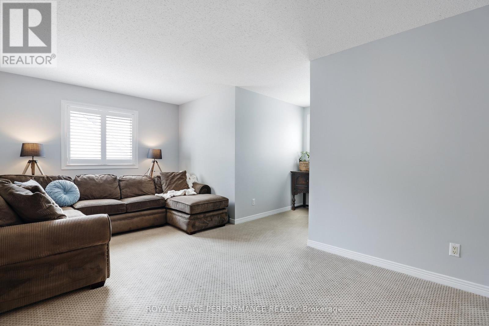 Photo 22 of 824 Covehead Crescent, Ottawa ON