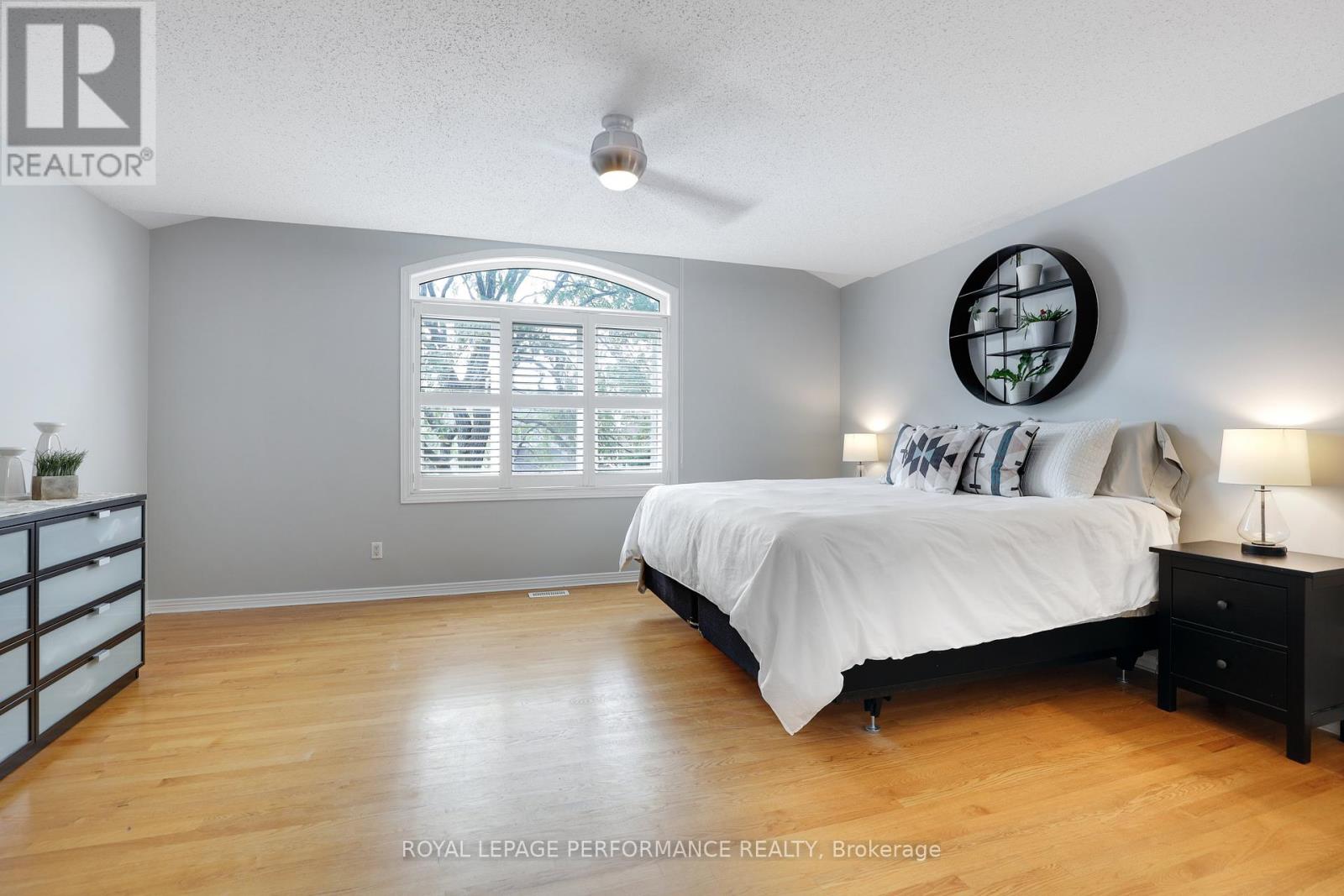 Photo 24 of 824 Covehead Crescent, Ottawa ON
