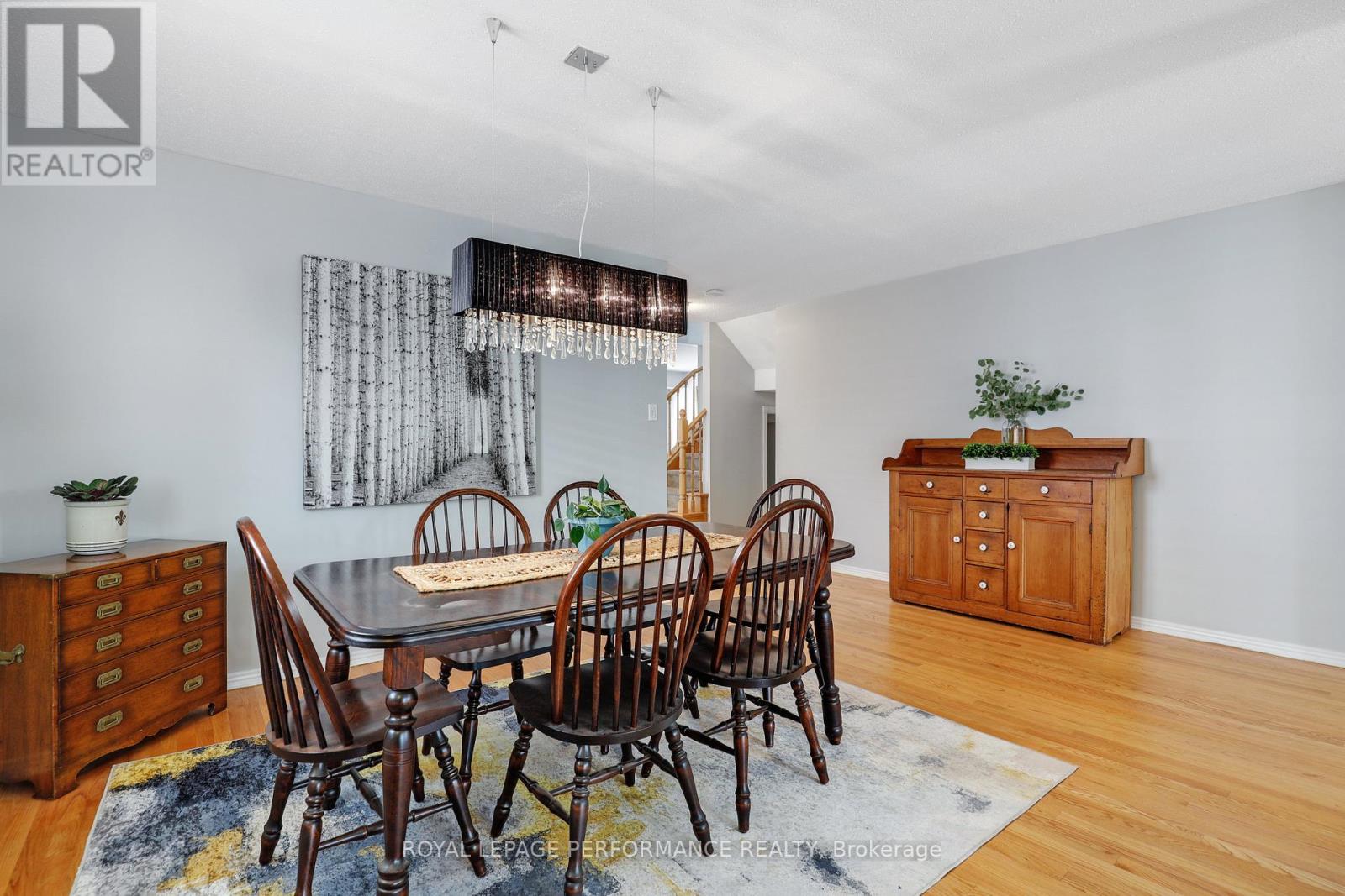 Photo 9 of 824 Covehead Crescent, Ottawa ON