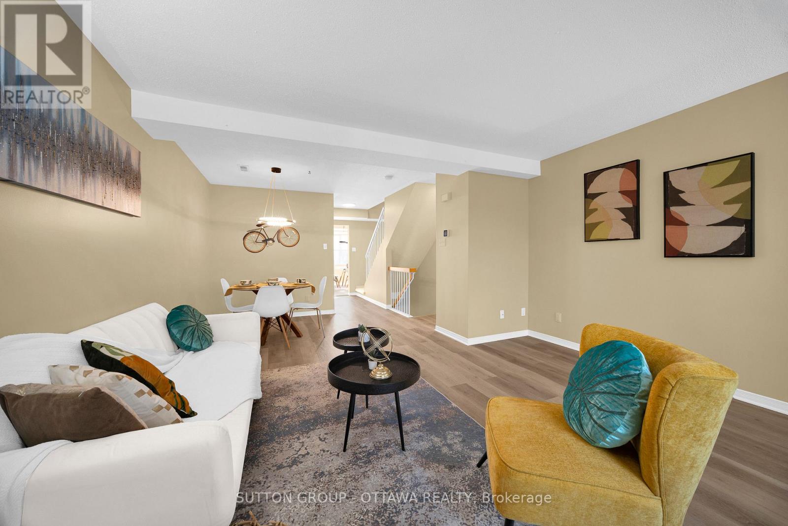 Photo 6 of 6325 Tealwood Place, Ottawa ON