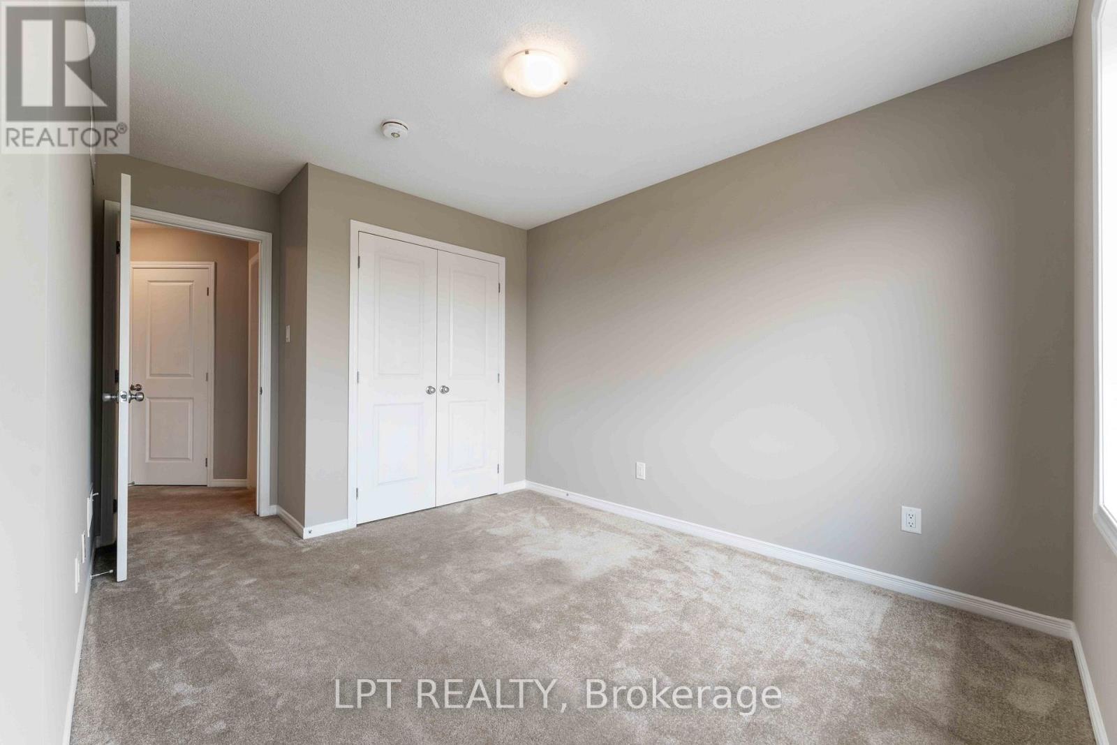 Photo 35 of 381 Cope Drive, Ottawa ON