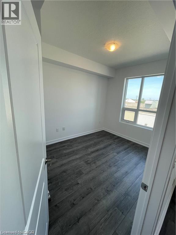 Photo 12 of 5055 Greenlane Road Unit 318, Beamsville ON