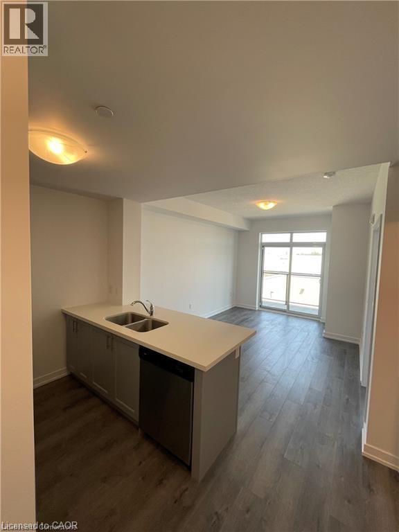 Photo 6 of 5055 Greenlane Road Unit 318, Beamsville ON