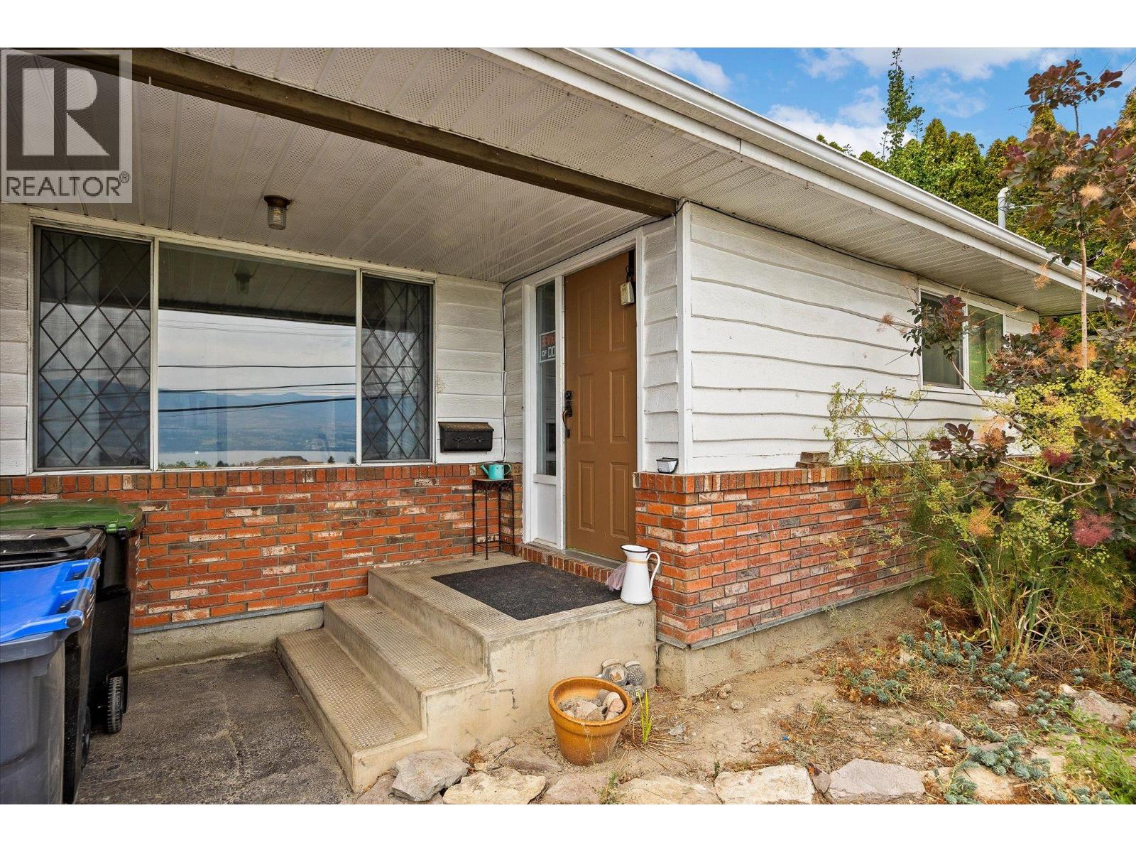  3278 Boucherie Road, West Kelowna