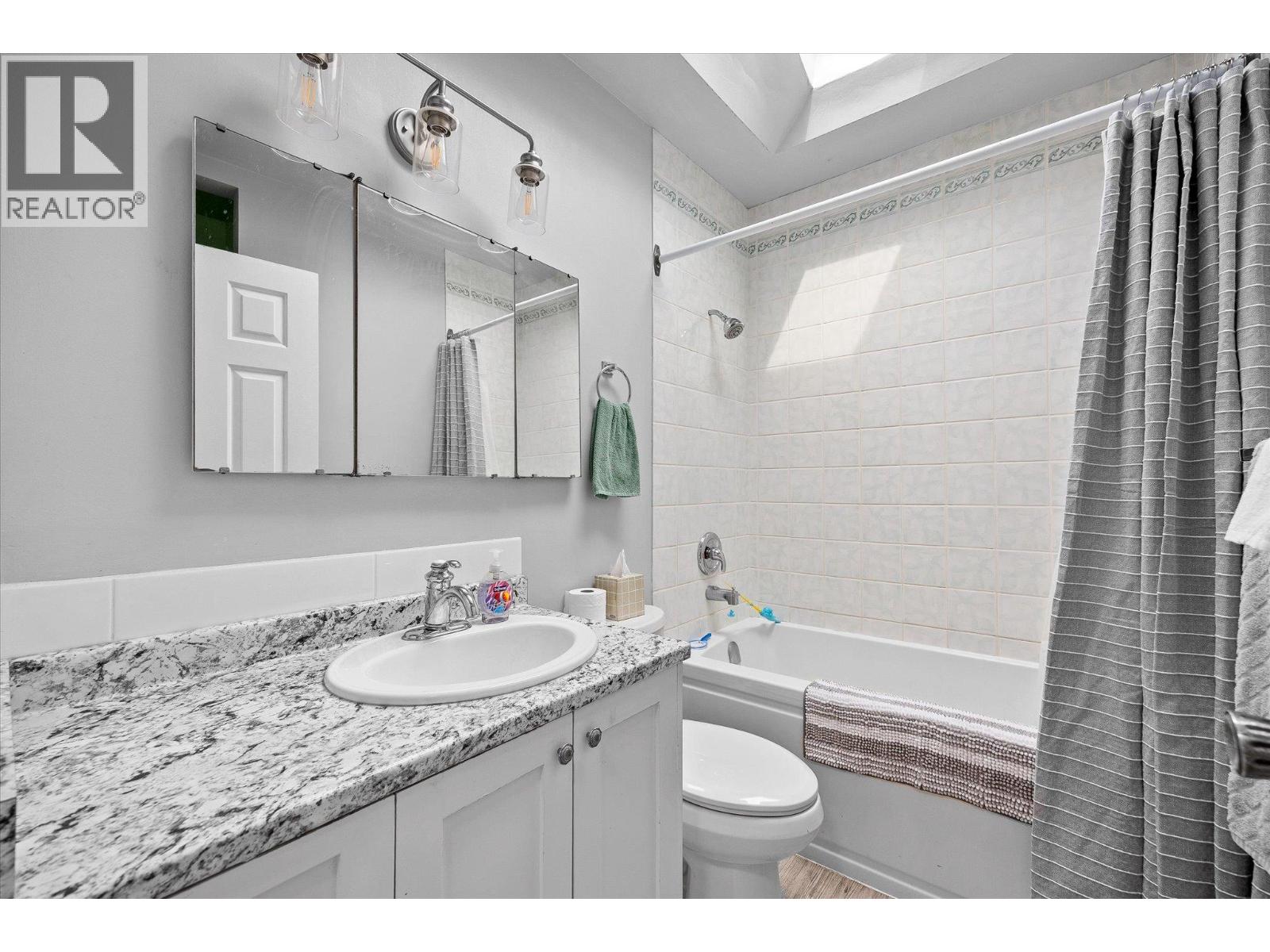  3278 Boucherie Road, West Kelowna