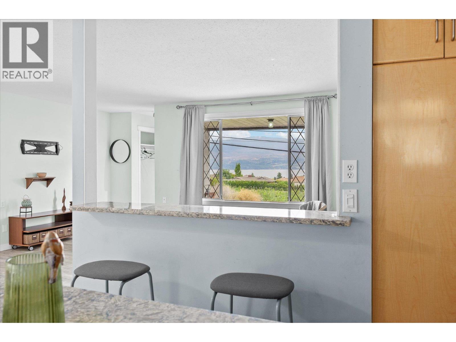  3278 Boucherie Road, West Kelowna