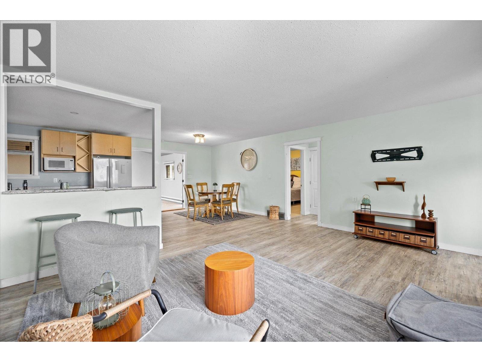  3278 Boucherie Road, West Kelowna