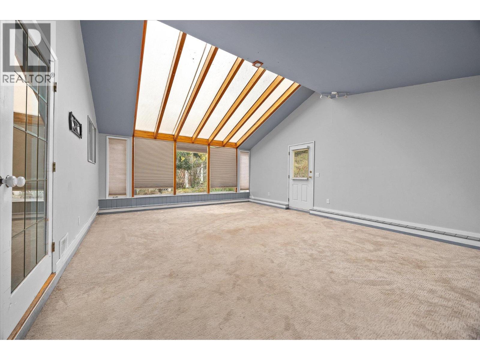  3278 Boucherie Road, West Kelowna