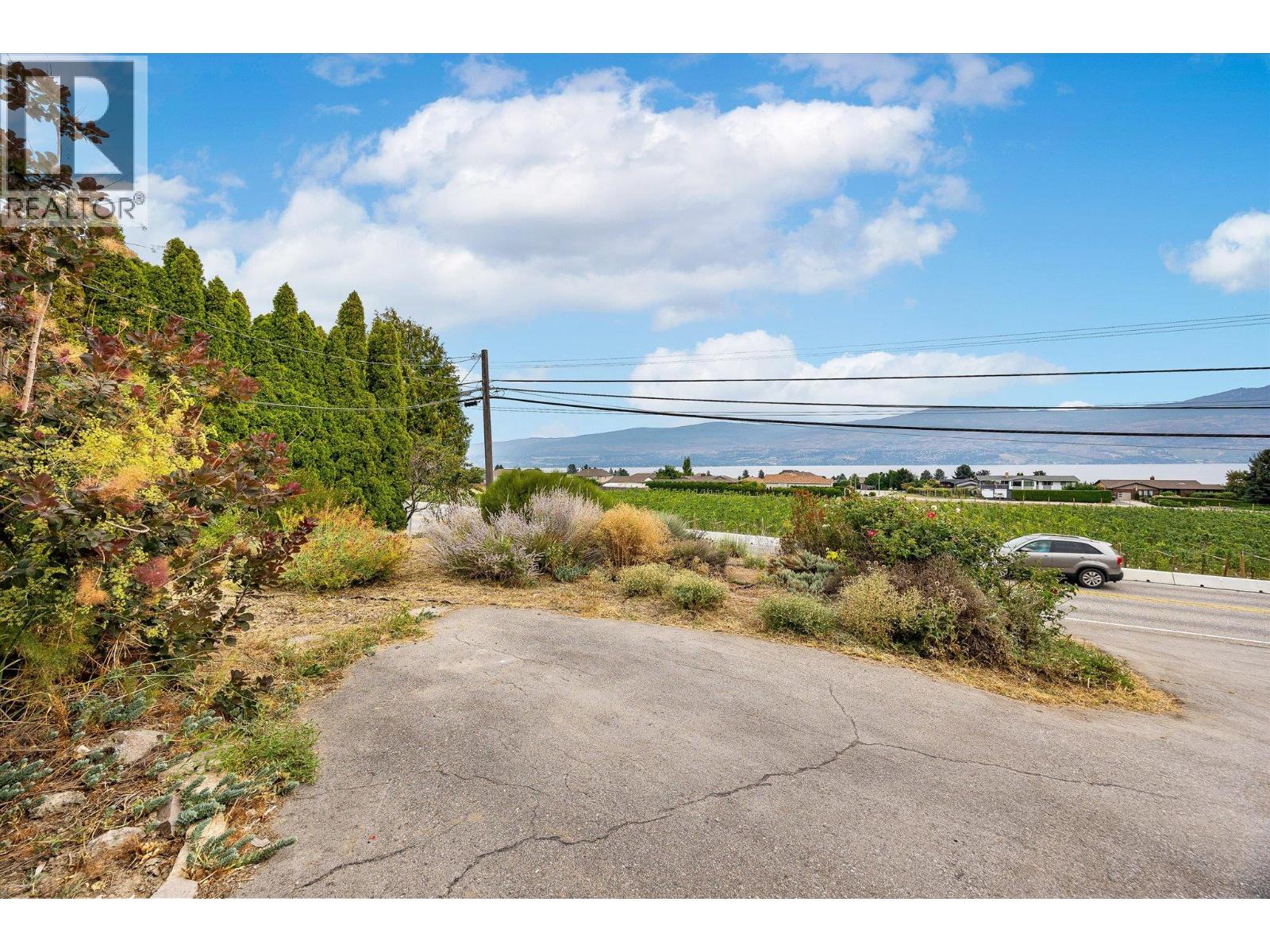  3278 Boucherie Road, West Kelowna