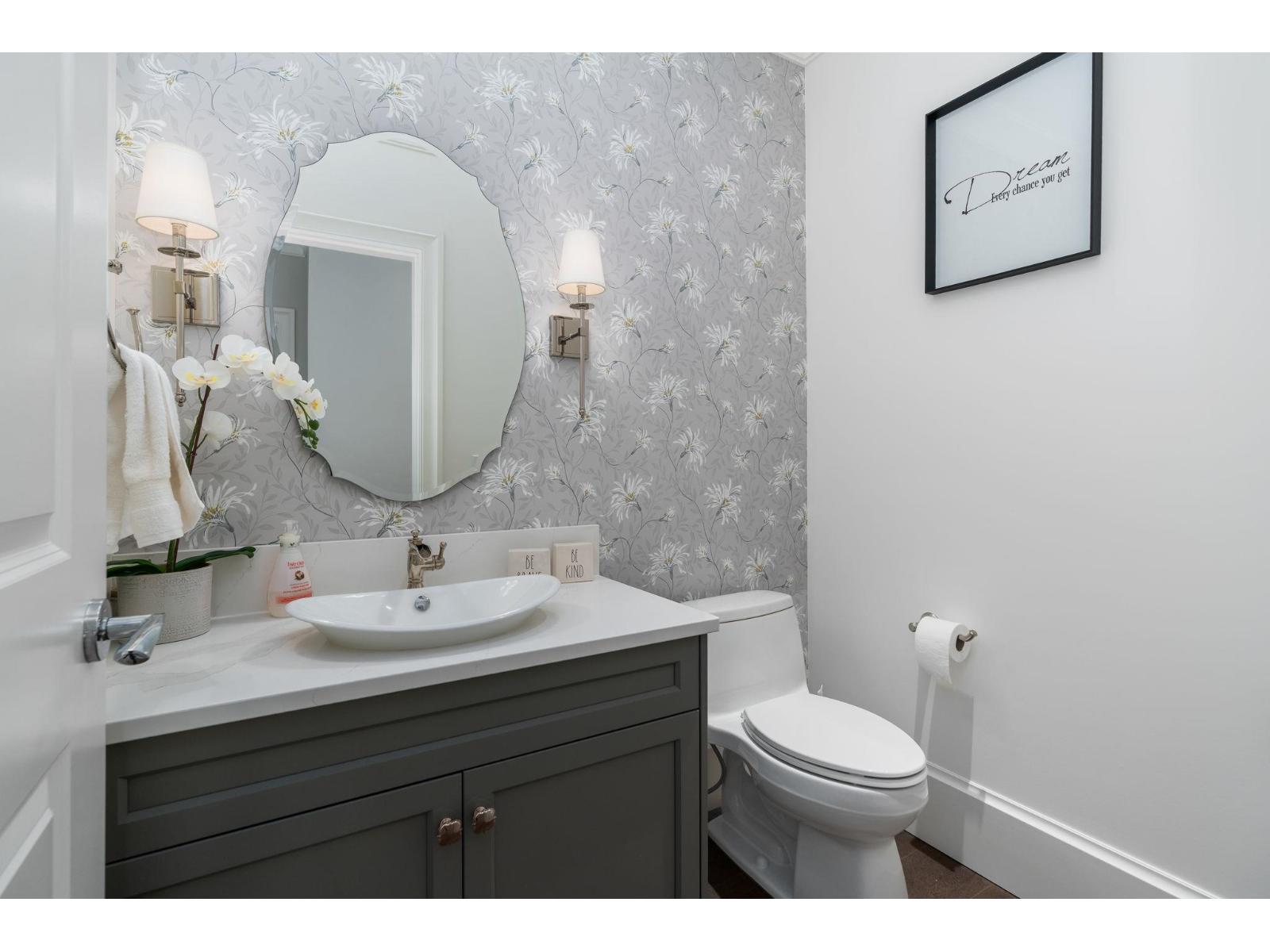 Photo 13 of 16539 29 A Avenue, Surrey BC
