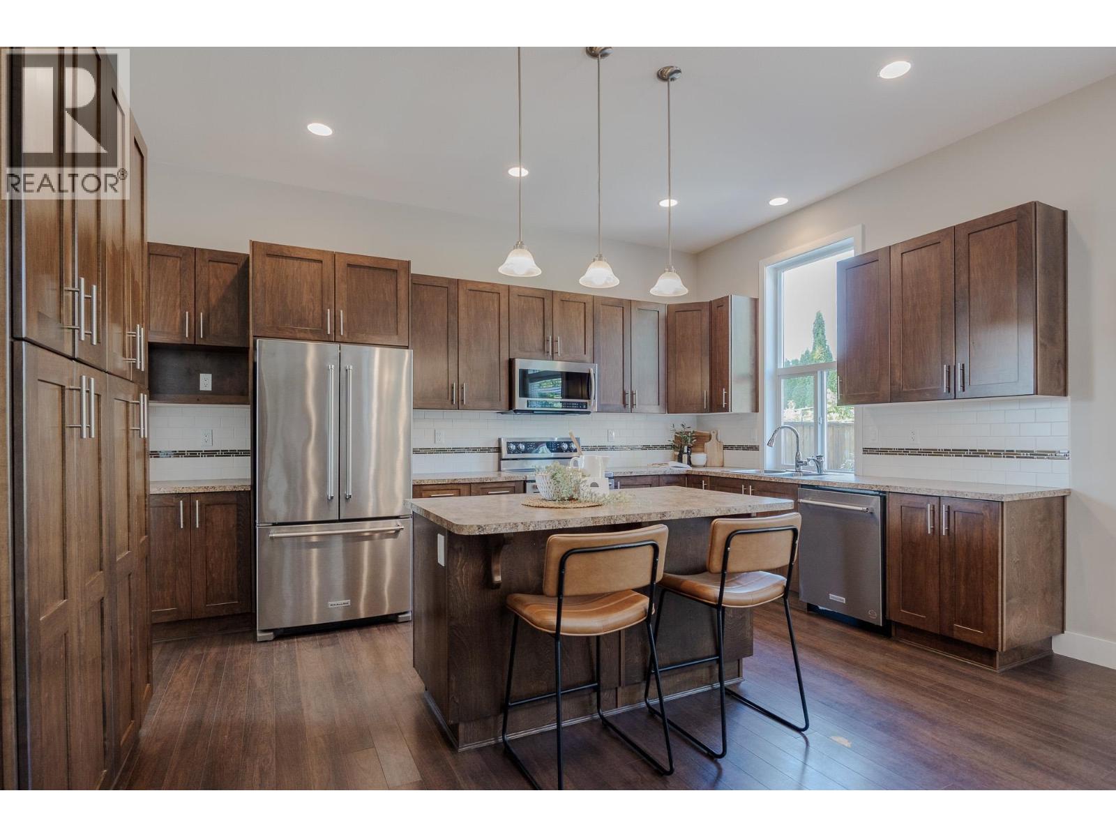 Photo 11 of 3405 Gislason Avenue, Coquitlam BC