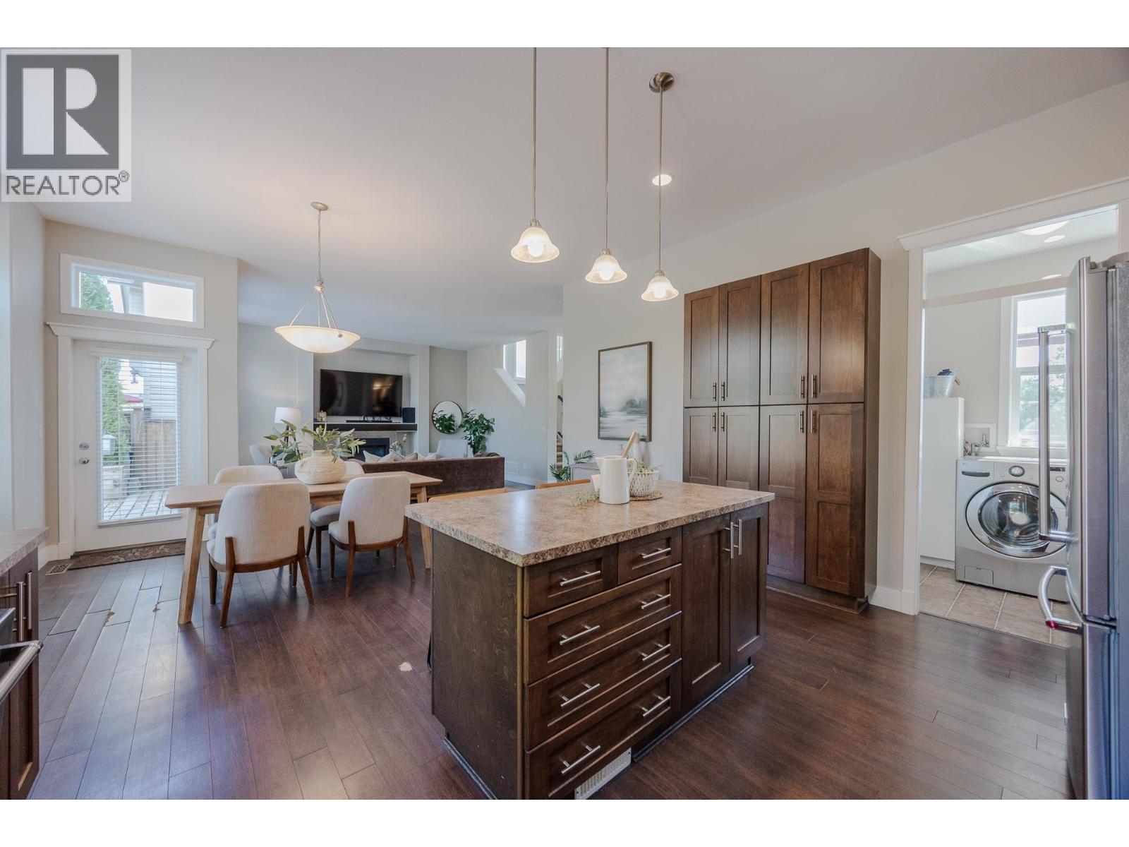 Photo 14 of 3405 Gislason Avenue, Coquitlam BC