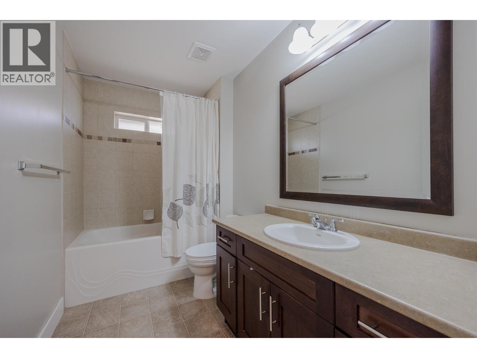 Photo 28 of 3405 Gislason Avenue, Coquitlam BC