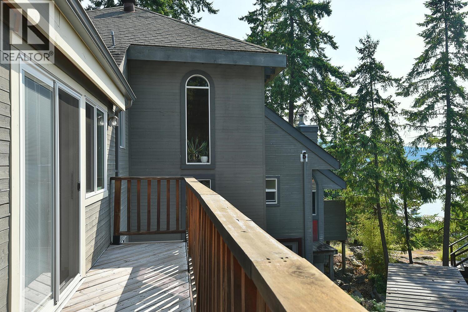 9196 TRUMAN ROAD, Halfmoon Bay
