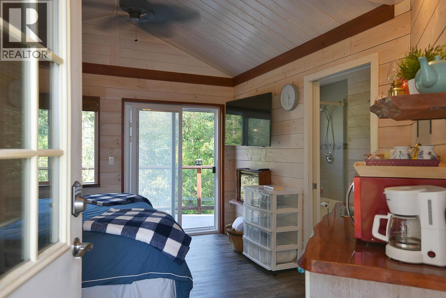 9196 TRUMAN ROAD, Halfmoon Bay
