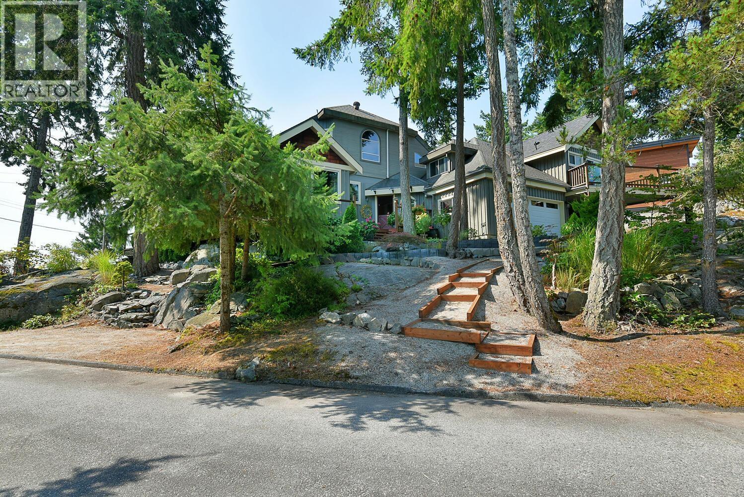 9196 TRUMAN ROAD, Halfmoon Bay