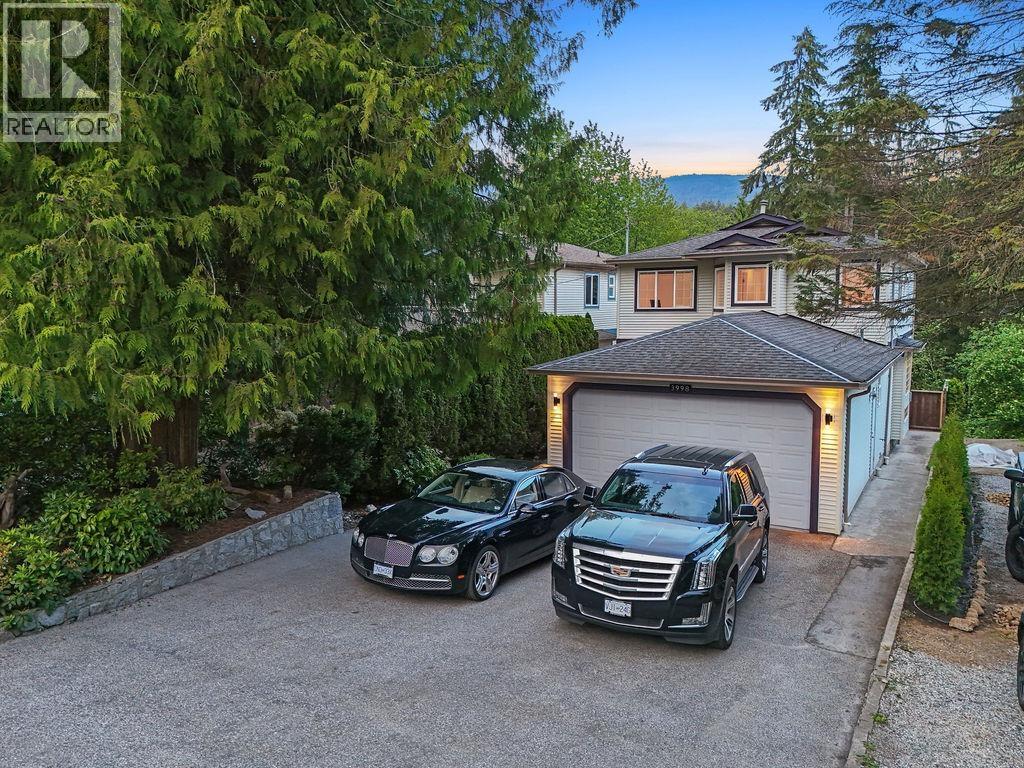 Photo 1 of 3998 Phyllis Road, North Vancouver BC