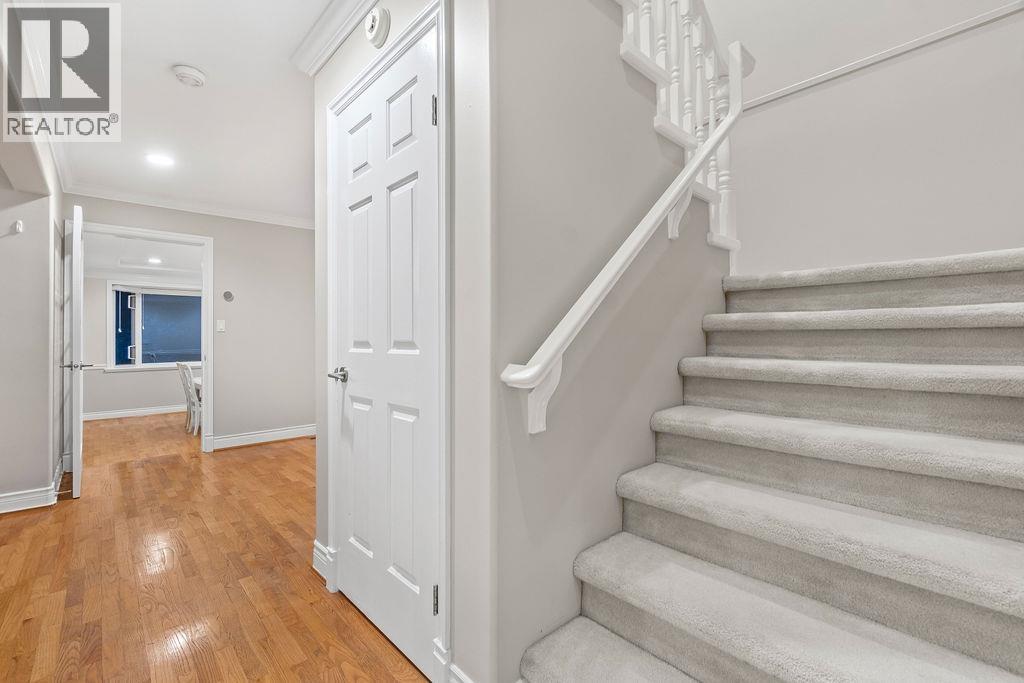 Photo 9 of 3998 Phyllis Road, North Vancouver BC