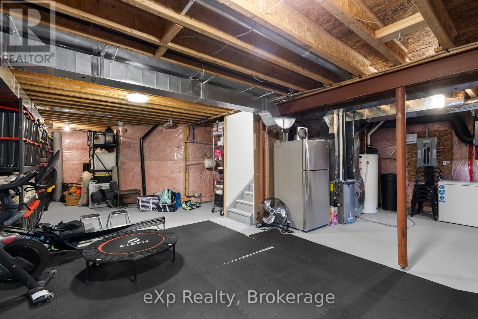 Photo 28 of 63 Decarolis Crescent, Essa ON