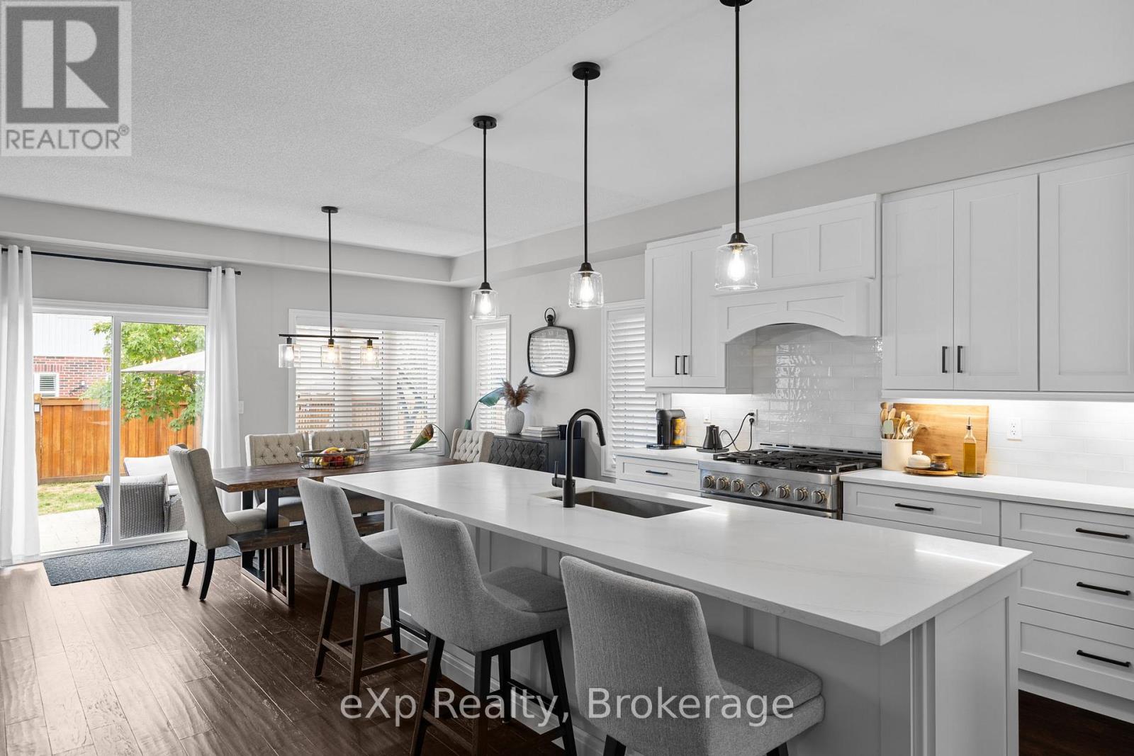 Photo 5 of 63 Decarolis Crescent, Essa ON