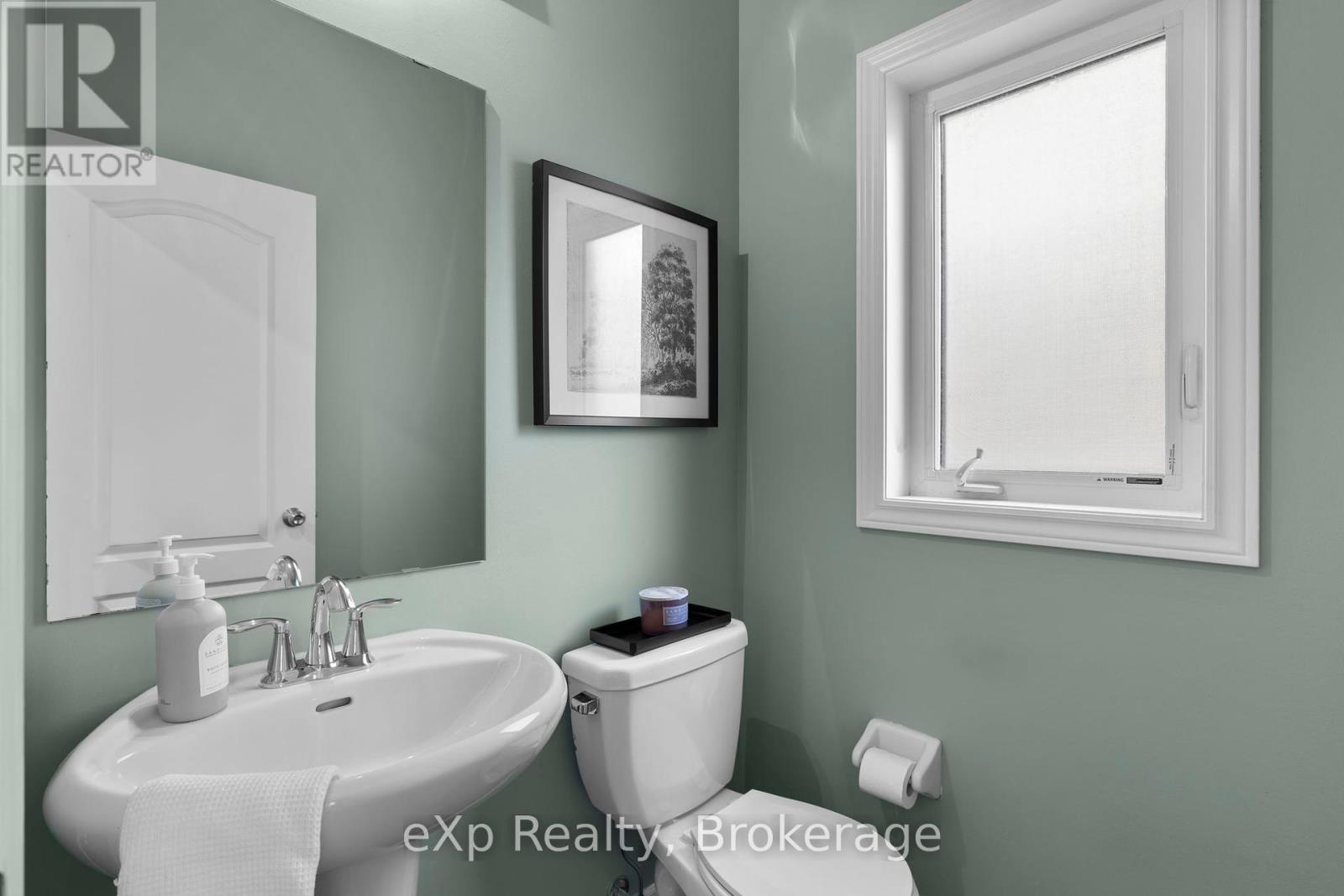Photo 4 of 63 Decarolis Crescent, Essa ON