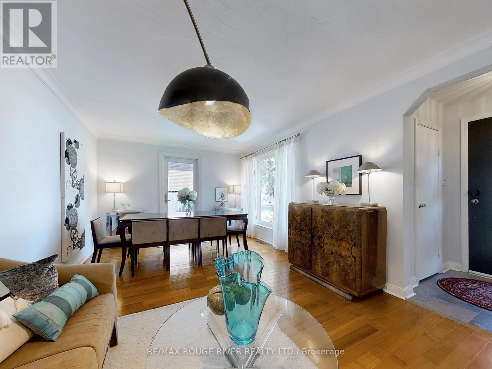 Photo 14 of 15 White Avenue, Toronto ON