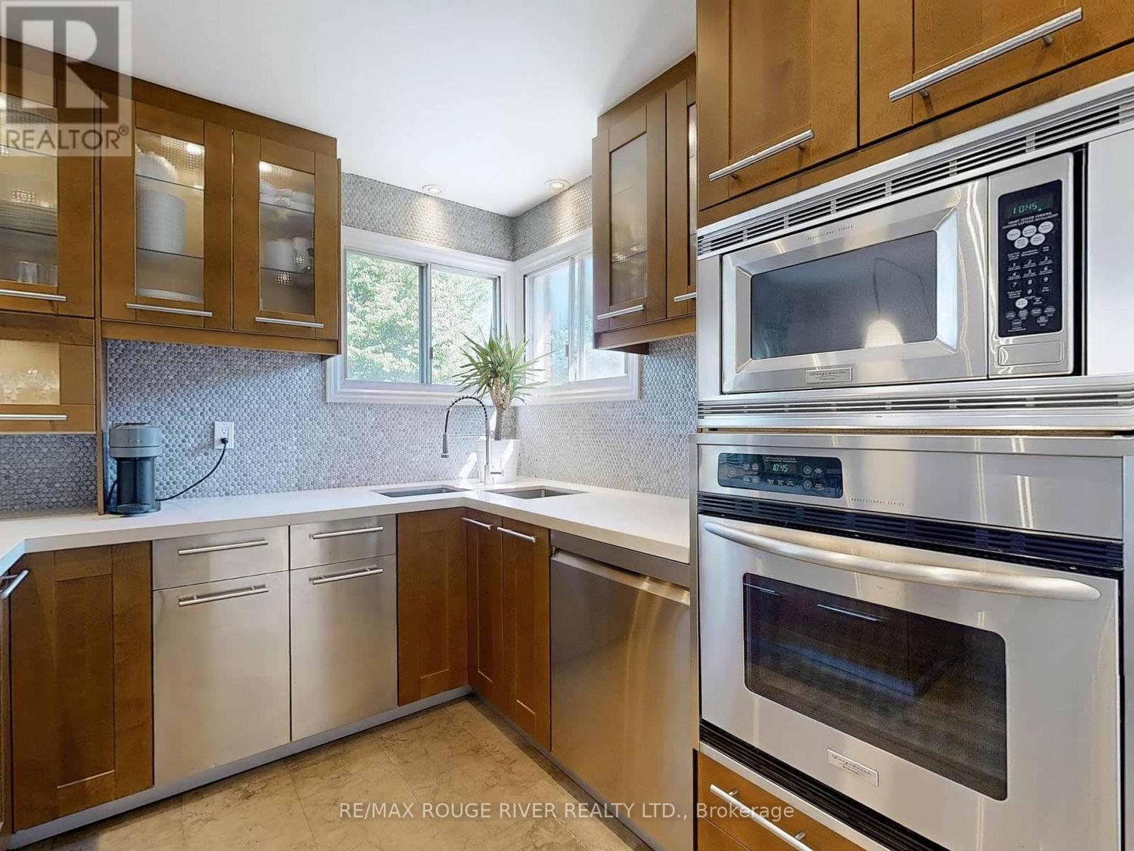 Photo 30 of 15 White Avenue, Toronto ON