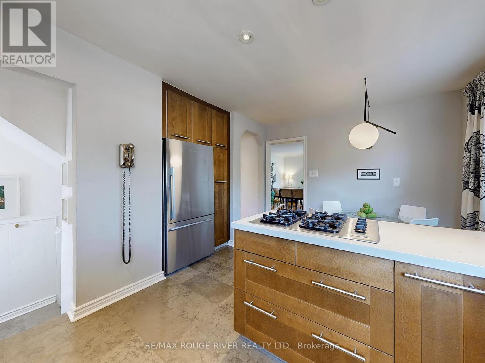 Photo 31 of 15 White Avenue, Toronto ON