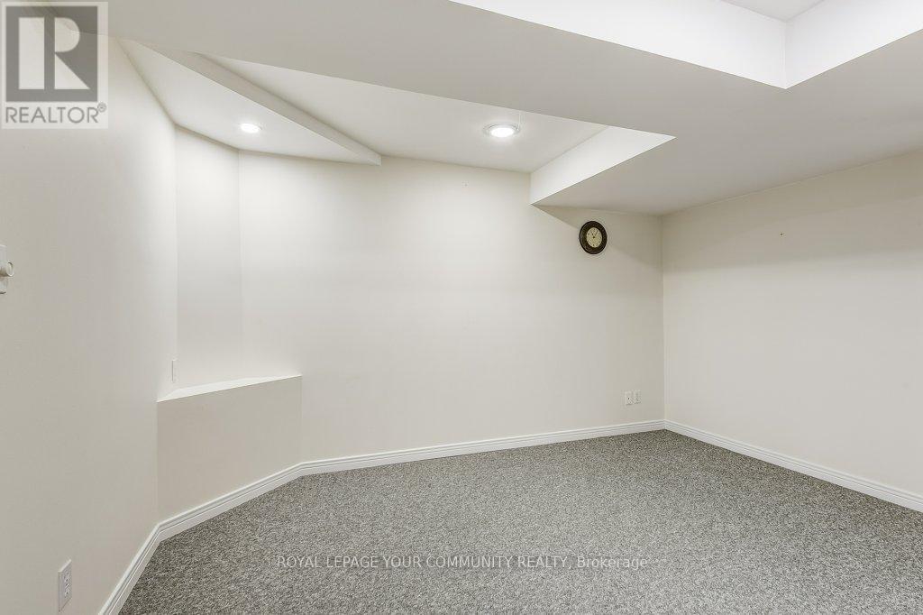 Photo 26 of 36 Stirling Avenue, Clarington ON
