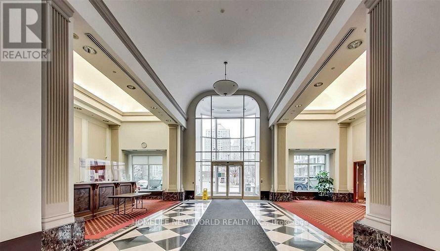Photo 3 of 2510 11 Lee Centre Drive, Toronto ON