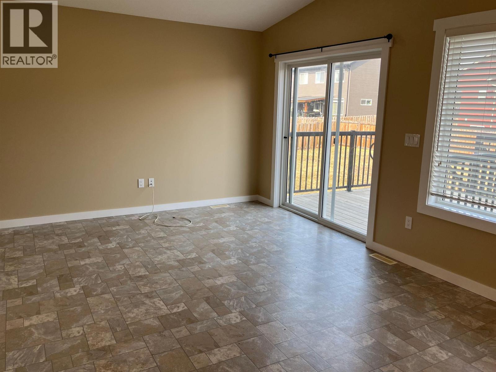 Photo 9 of 8334 87 Avenue, Fort St John BC