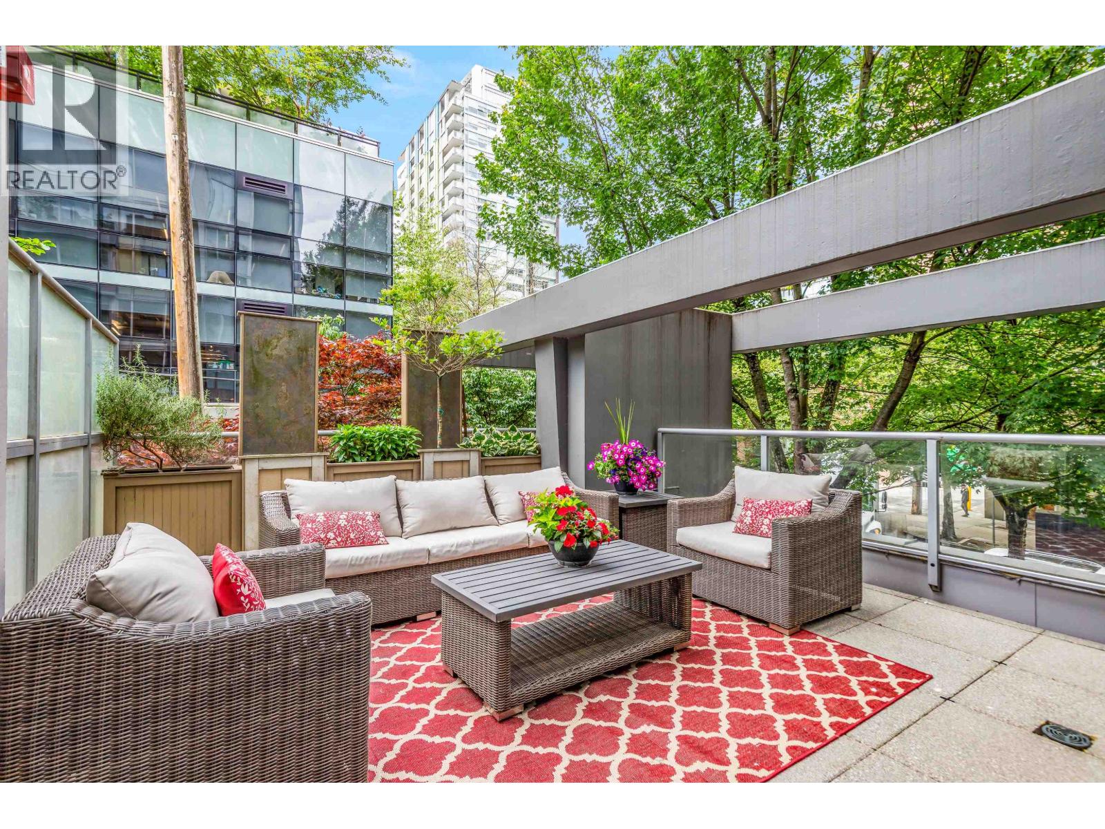 Photo 2 of 202 1001 Richards Street, Vancouver BC