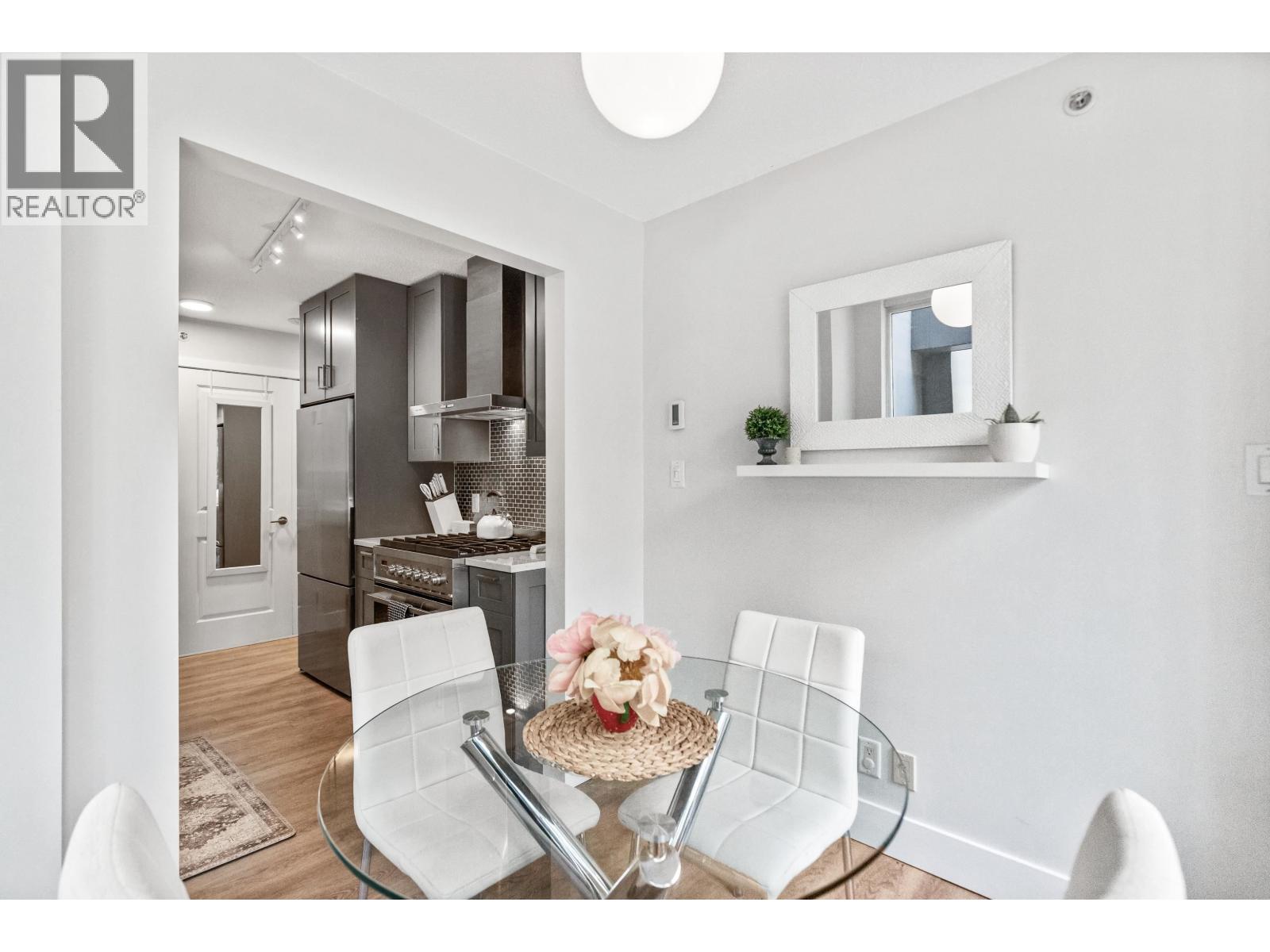 Photo 11 of 202 1001 Richards Street, Vancouver BC