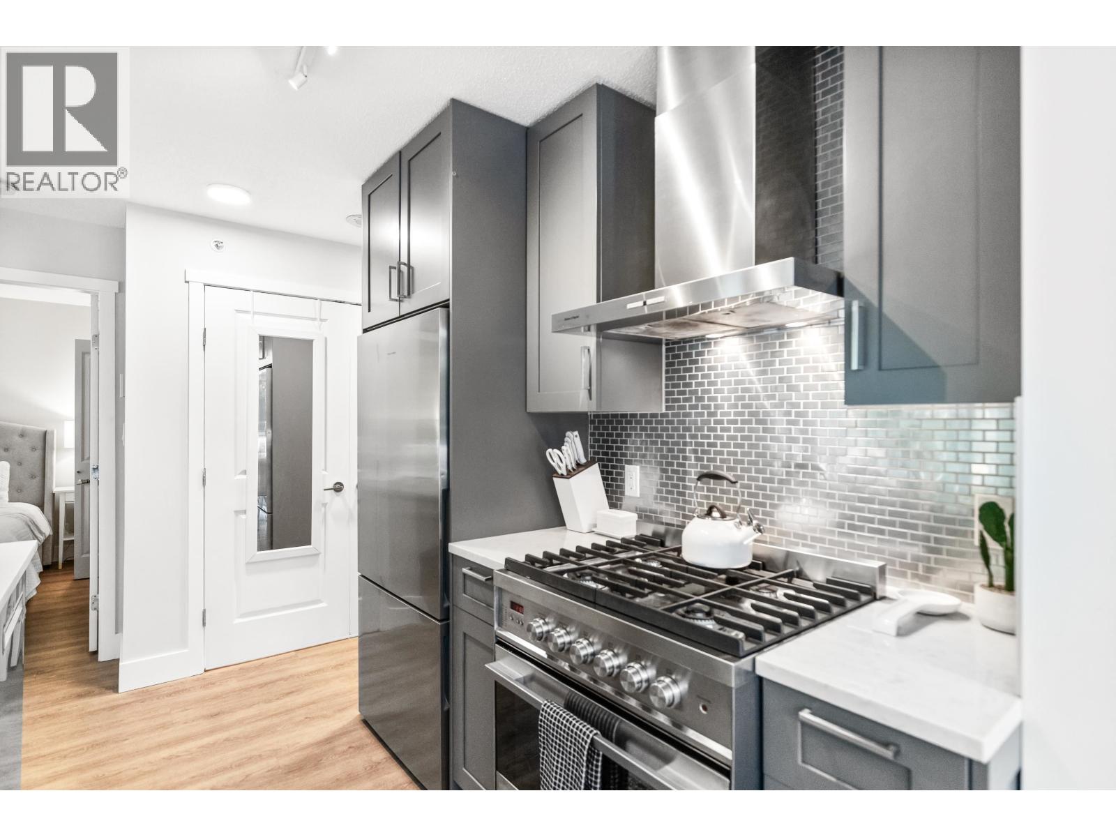 Photo 7 of 202 1001 Richards Street, Vancouver BC
