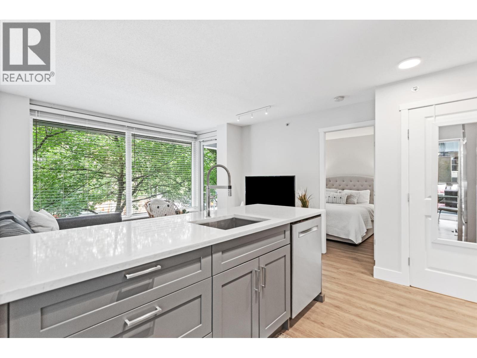 Photo 17 of 202 1001 Richards Street, Vancouver BC