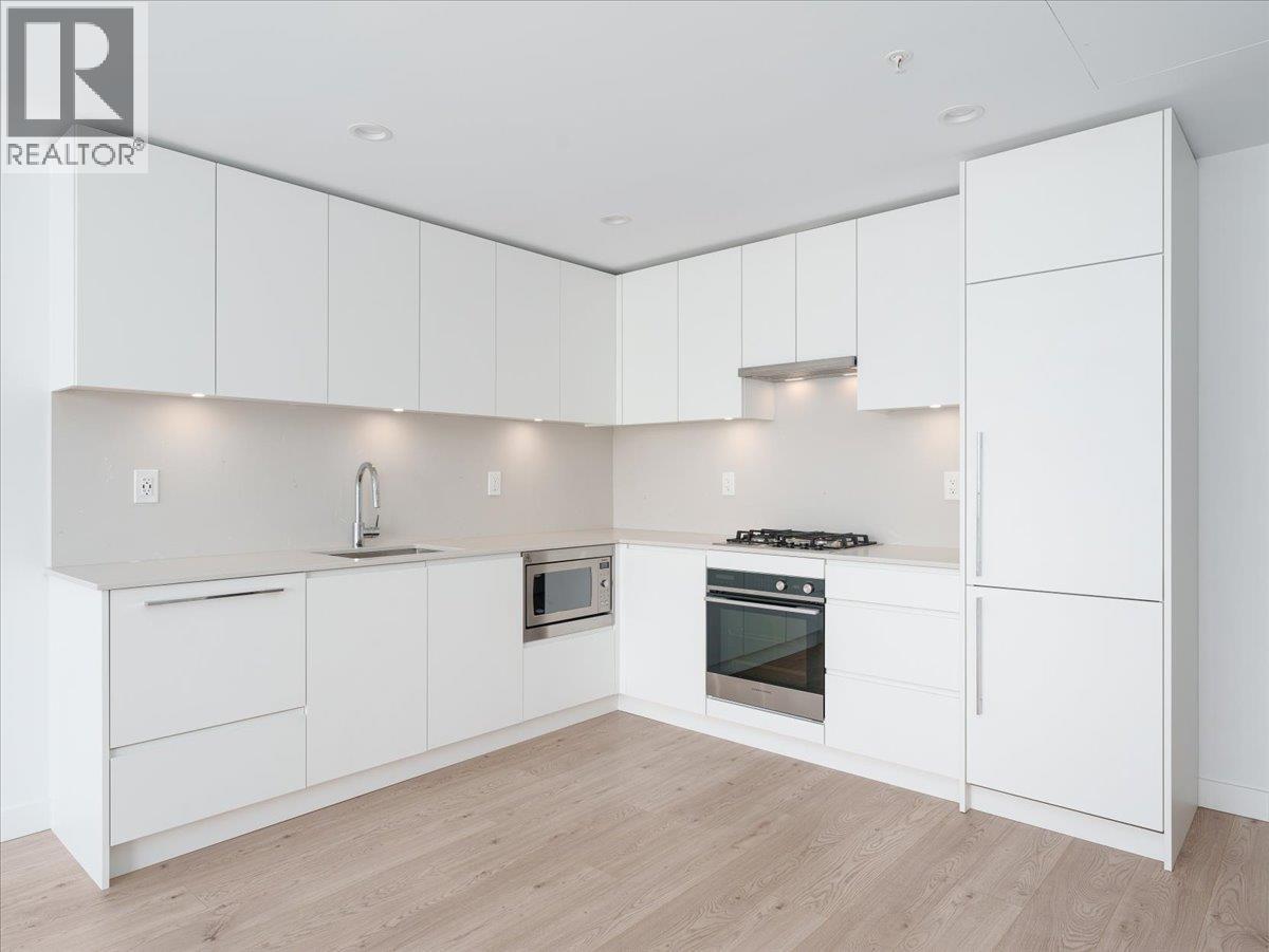 Photo 15 of 2505 2181 Madison Avenue, Burnaby BC