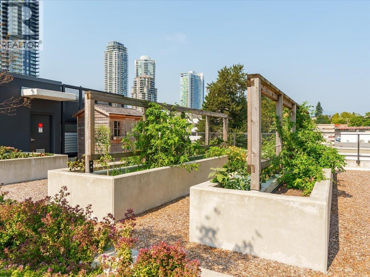 Photo 39 of 2505 2181 Madison Avenue, Burnaby BC