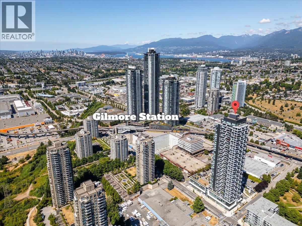 Photo 7 of 2505 2181 Madison Avenue, Burnaby BC
