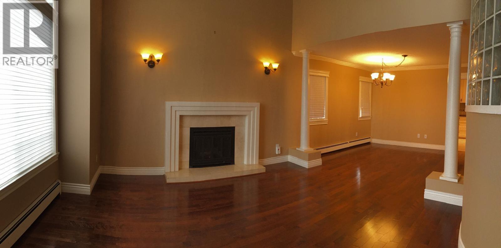 Photo 18 of 8832 15th Avenue, Burnaby BC