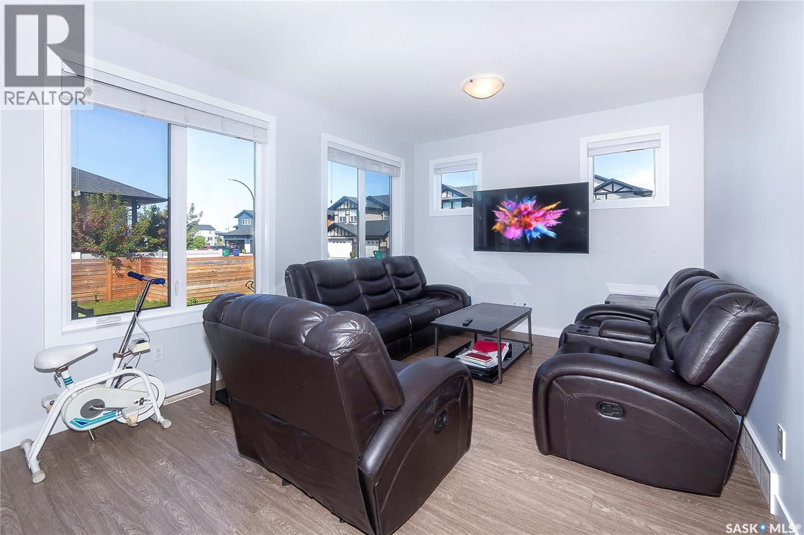 Photo 18 of 403 Childers Way, Saskatoon SK