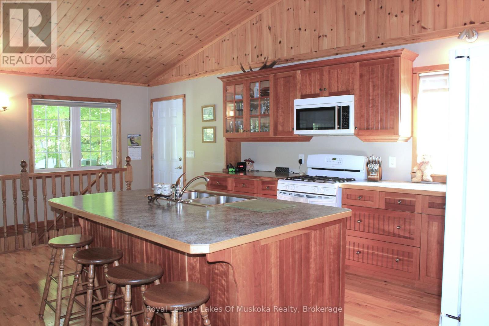 Photo 47 of 340 Wurm Road, Magnetawan ON