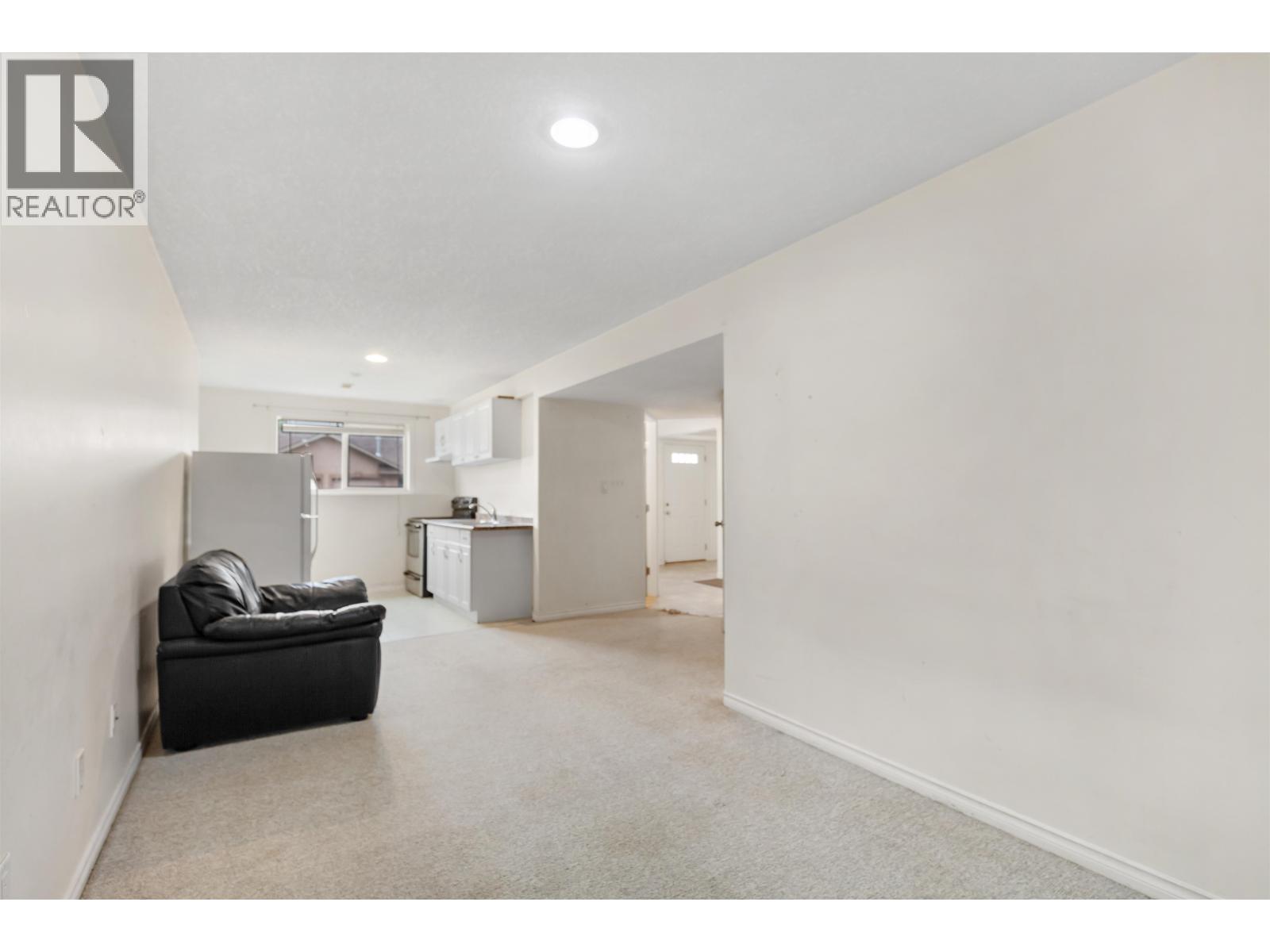 Photo 25 of 7575 Eastview Street, Prince George BC
