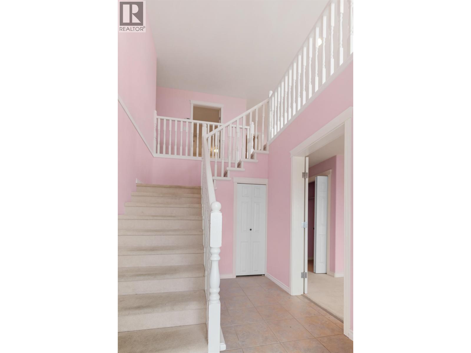 Photo 5 of 7575 Eastview Street, Prince George BC