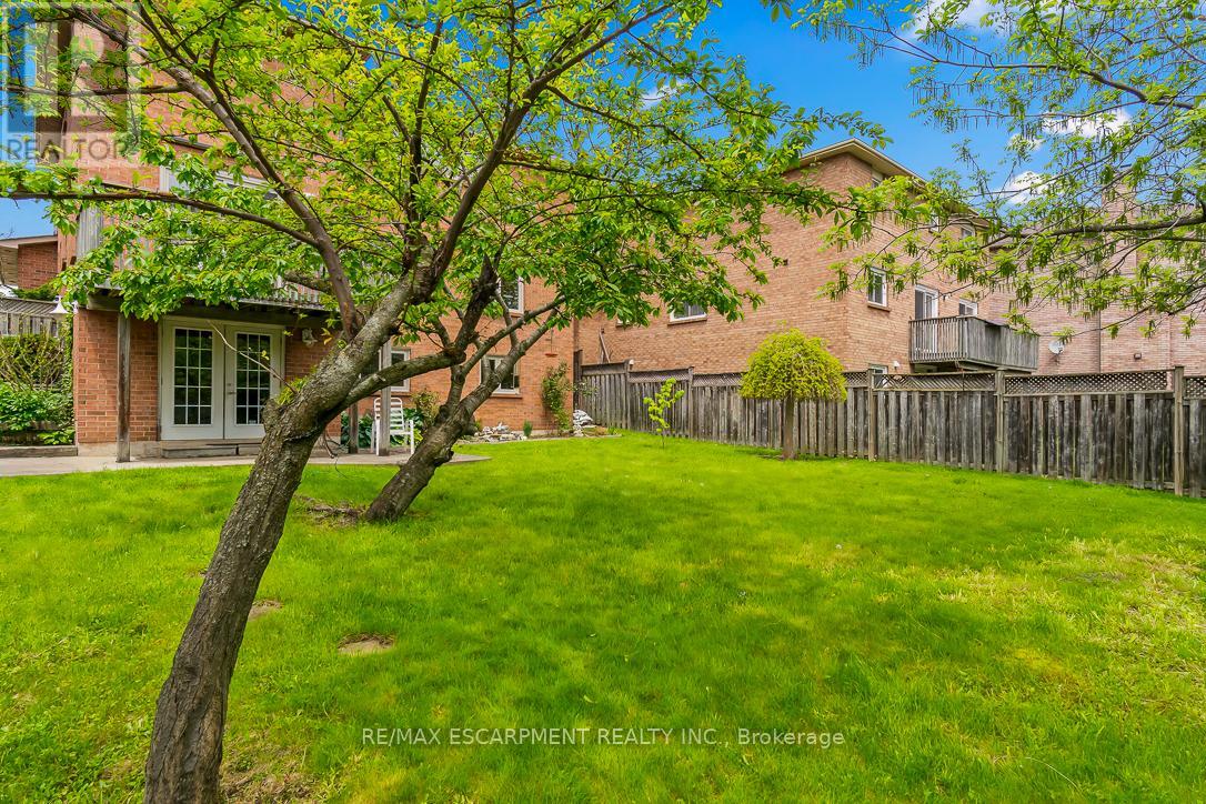 Photo 34 of 2712 Ashridge Place, Oakville ON
